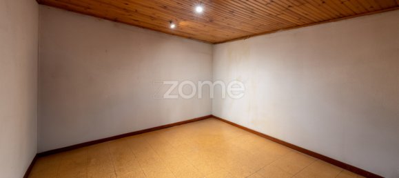 3 bedrooms Villa in Porto, Portugal No. 14314 7