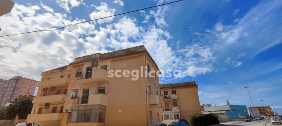 3 Schlafzimmer Wohnung in Erice, Italy, Nr. 45905 2