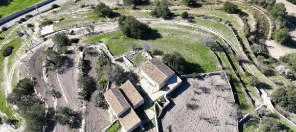 Дом с 7 комнатами в Модика, Италия № 238224 7