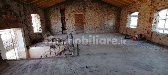 Apartamento de 2 dormitorios en Lucca, Italy No. 39116 13