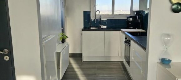 2 bedrooms Apartment in Sartrouville, France No. 164475 17