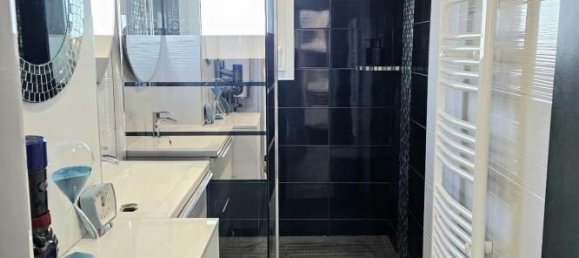 2 bedrooms Apartment in Sartrouville, France No. 164475 12