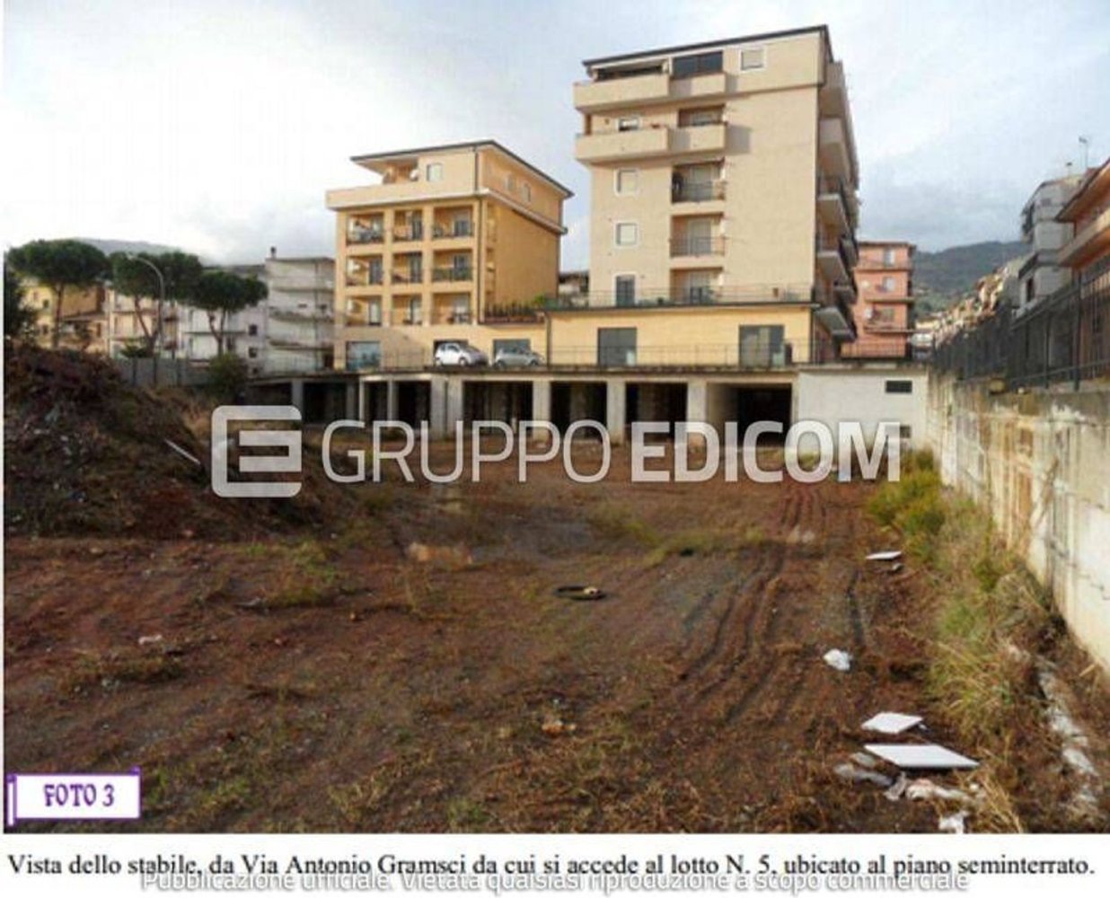 360m² Garage in Lamezia Terme, Italy No. 363917