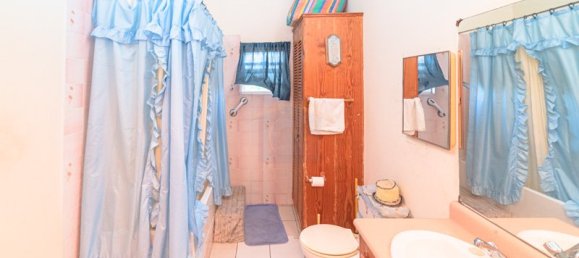 8 bedrooms Commercial property in Calliste, Grenada No. 18 21