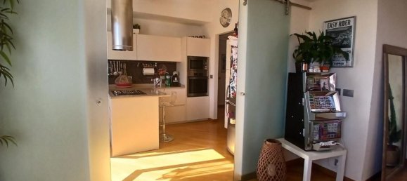 4 bedrooms Apartment in Livorno, Italy No. 345040 13