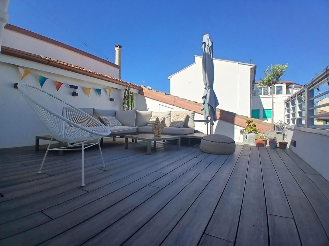 4 bedrooms Apartment in Livorno, Italy No. 345040