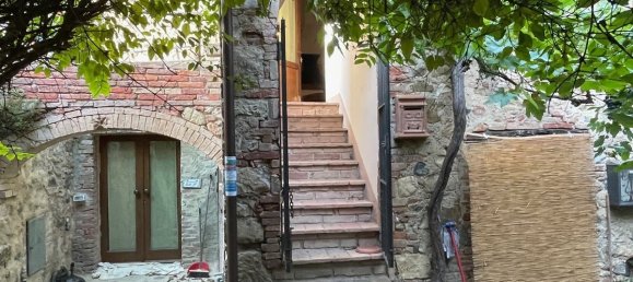 2 bedrooms Apartment in Murlo, Italy No. 357109 2