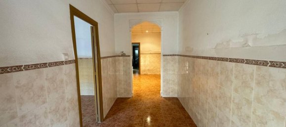 Apartamento de 3 dormitorios en El Realengo, Spain No. 19668 15