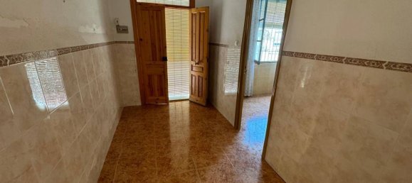 Apartamento de 3 dormitorios en El Realengo, Spain No. 19668 18