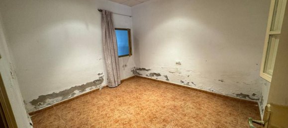 Apartamento de 3 dormitorios en El Realengo, Spain No. 19668 8