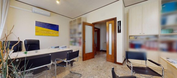 3 chambres Appartement à Bari, Italy No. 136310 7