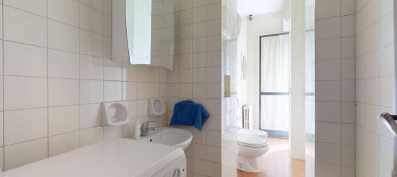 3 chambres Appartement à Bari, Italy No. 136310 22