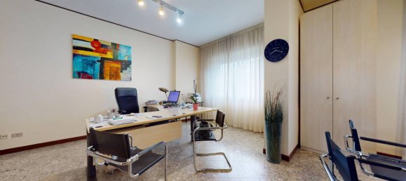 3 chambres Appartement à Bari, Italy No. 136310 6