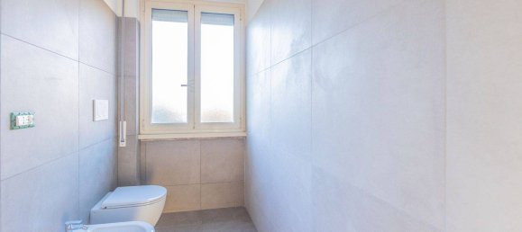 2 Schlafzimmer Wohnung in Rome, Italy, Nr. 301214 11