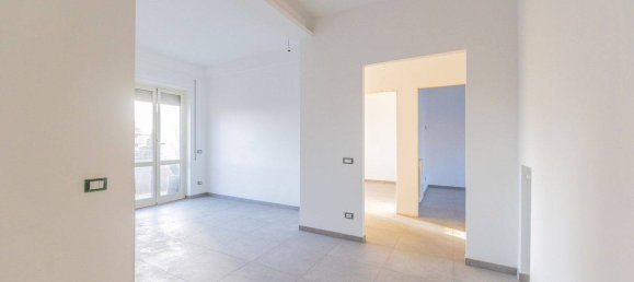 2 Schlafzimmer Wohnung in Rome, Italy, Nr. 301214 9