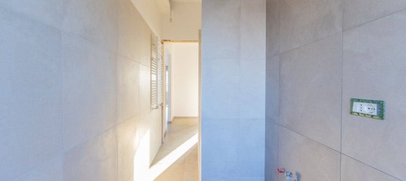 2 Schlafzimmer Wohnung in Rome, Italy, Nr. 301214 17