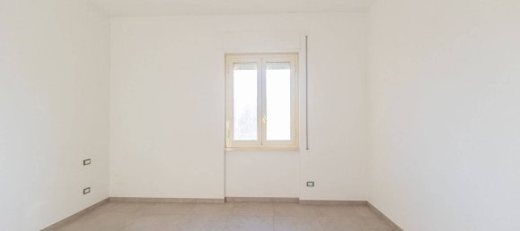2 Schlafzimmer Wohnung in Rome, Italy, Nr. 301214 16