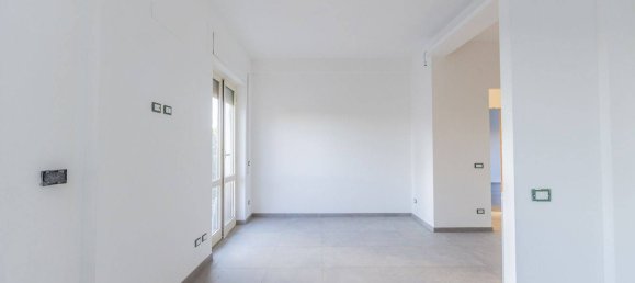 2 Schlafzimmer Wohnung in Rome, Italy, Nr. 301214 12
