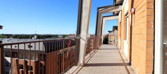 3-salle Appartement à Cesena, Italy No. 279556 2