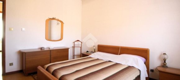 3-salle Appartement à Cesena, Italy No. 279556 14