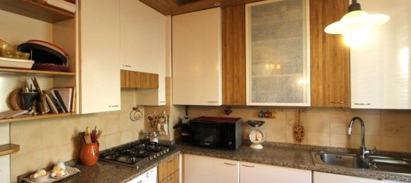 Apartamento de 5 divisões em Pontedera, Italy N.º 22776 12