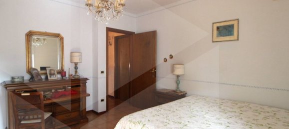 Apartamento de 5 divisões em Pontedera, Italy N.º 22776 17