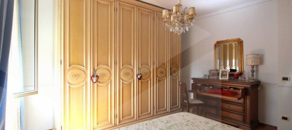 Apartamento de 5 divisões em Pontedera, Italy N.º 22776 15