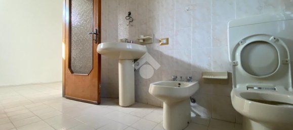 3 Schlafzimmer Wohnung in Orzinuovi, Italy, Nr. 298365 8