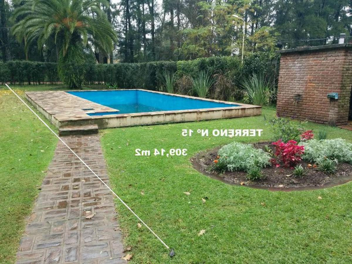  Land in Malvinas Argentinas, Argentina No. 45112