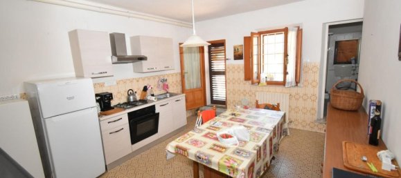 4غرفة منزل في San Giuliano Terme, Italy رقم 90477 2