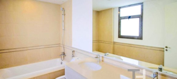 3 bedrooms Townhouse in Town Square, UAE No. 33279 11