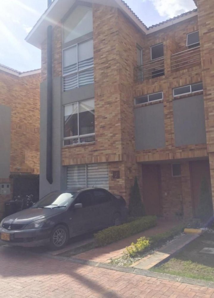 Casa T3 em Cundinamarca, Colombia N.º 8718