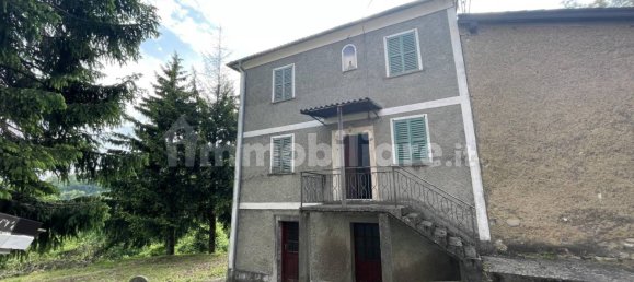 3 bedrooms House in Bardi, Italy No. 140639 3