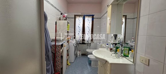 4 rooms House in Mirandola, Italy No. 348678 11