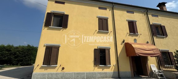4 rooms House in Mirandola, Italy No. 348678 15