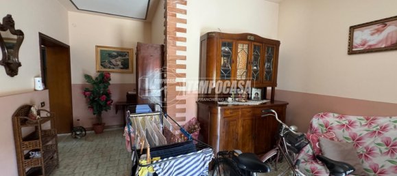 4 rooms House in Mirandola, Italy No. 348678 8