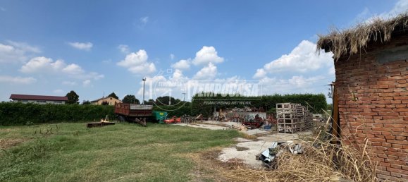 4 rooms House in Mirandola, Italy No. 348678 14