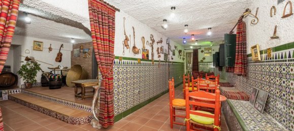 8 Schlafzimmer Haus in Granada, Spain, Nr. 138442 21
