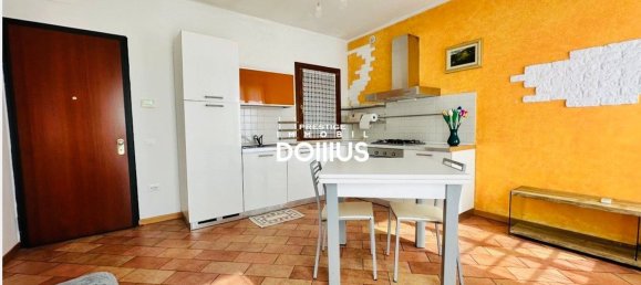 2 rooms Apartment in Desenzano del Garda, Italy No. 261203 2