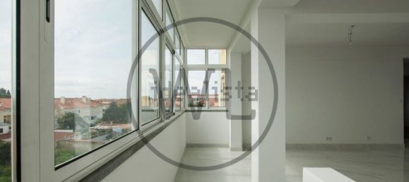 3 bedrooms Apartment in Cascais, Portugal No. 66978 9