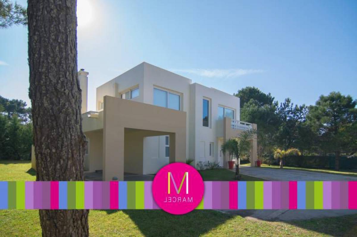 Дом с 3 спальнями в Мар-дель-Плата, Аргентина № 70983