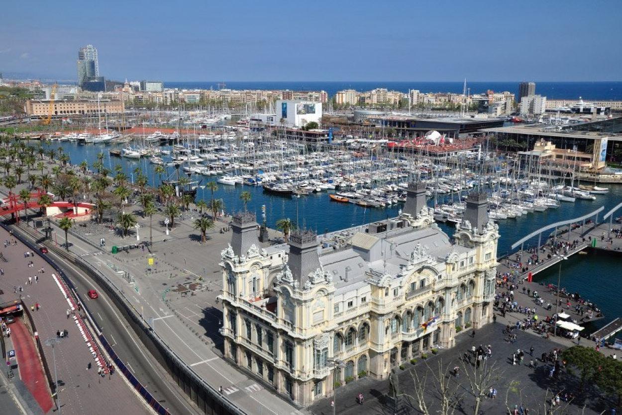 Gebäude in Barcelona, Spain 1800m², Nr. 116705