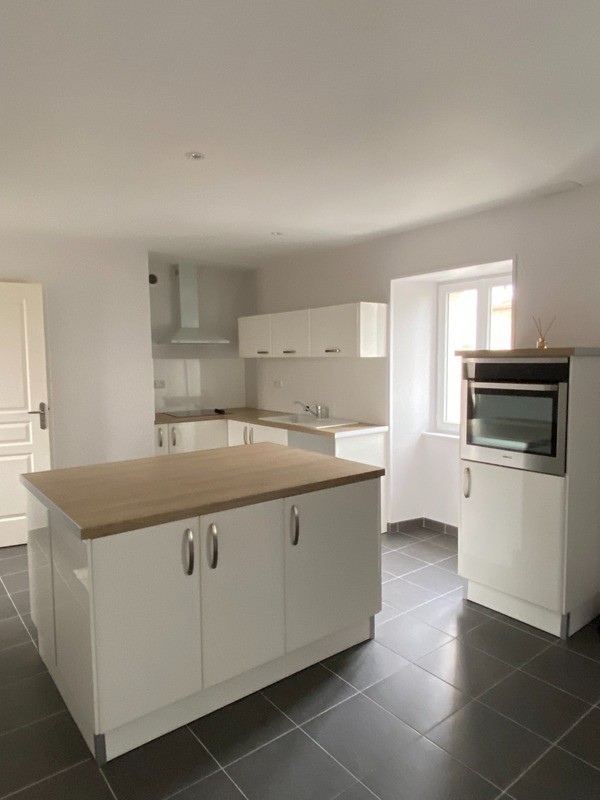 2 bedrooms Villa in Mornac, France No. 192572