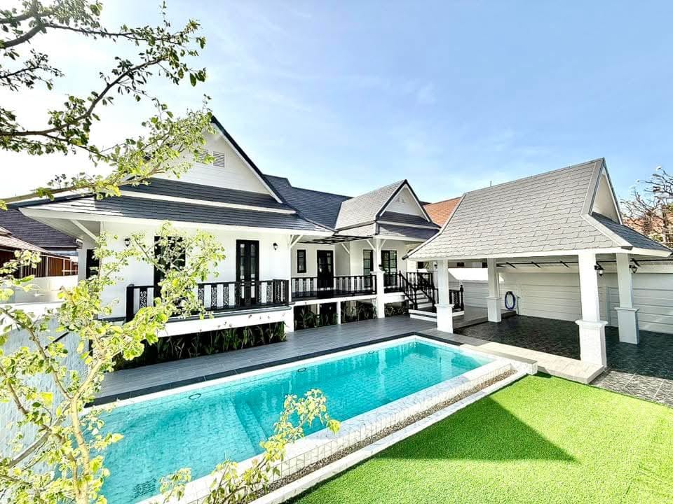 3 Schlafzimmer Villa in Pattaya, Thailand, Nr. 75015