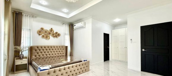 3 Schlafzimmer Villa in Pattaya, Thailand, Nr. 75015 12
