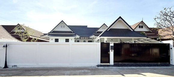 3 Schlafzimmer Villa in Pattaya, Thailand, Nr. 75015 5