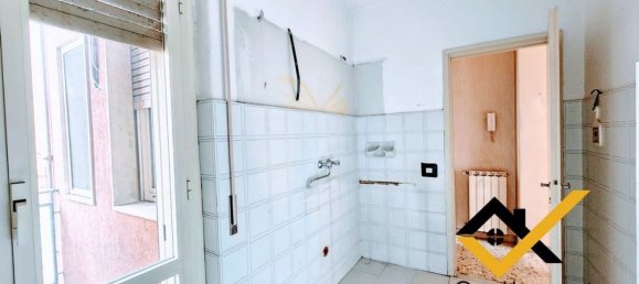 6 bedrooms Apartment in Tremestieri Etneo, Italy No. 380138 30