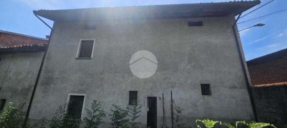 4 bedrooms House in Benna, Italy No. 263972 13