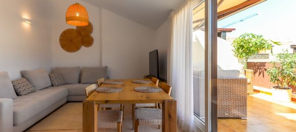 Пентхаус с 2 спальнями в Аликанте, Испания № 174078 3