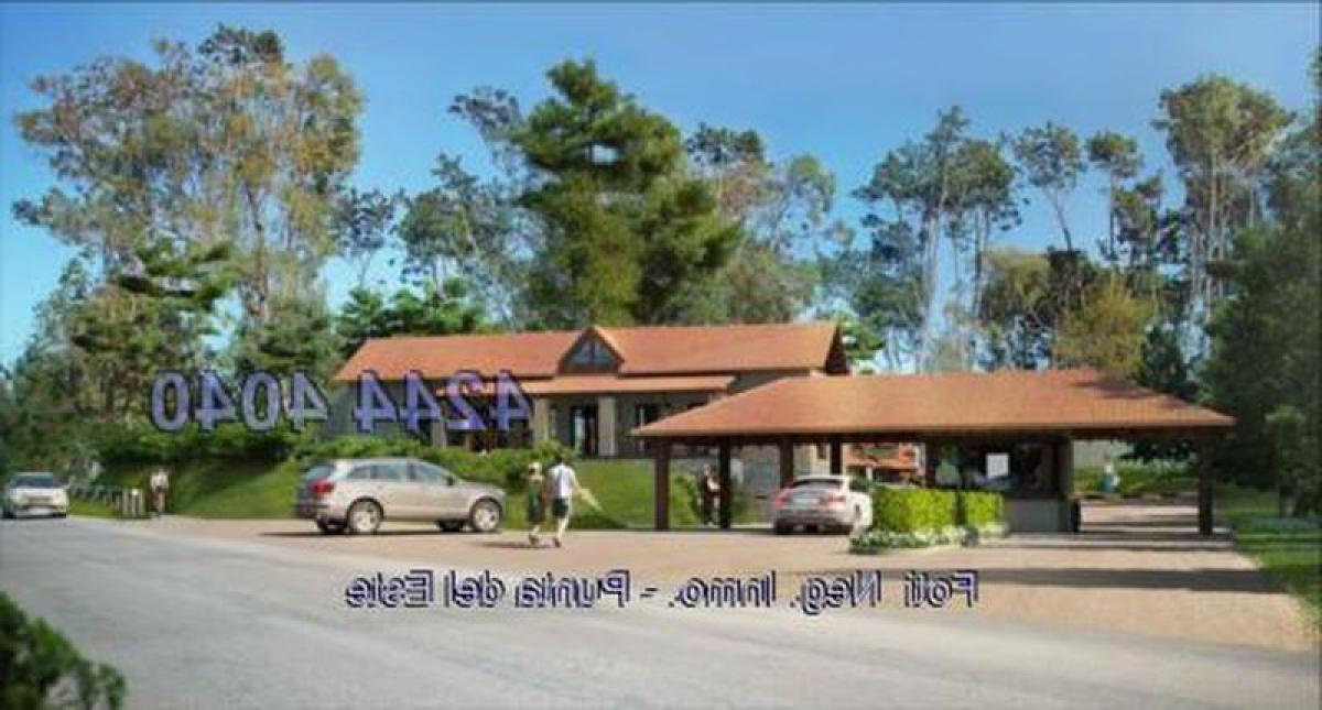 2 bedrooms House in Maldonado, Uruguay No. 9652